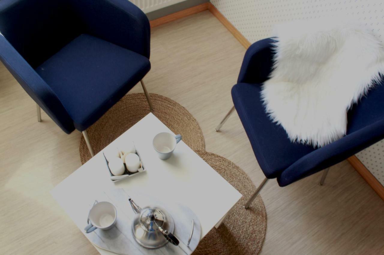 Akmens Stasti / Stone Stories Hotel Kaltene Kültér fotó